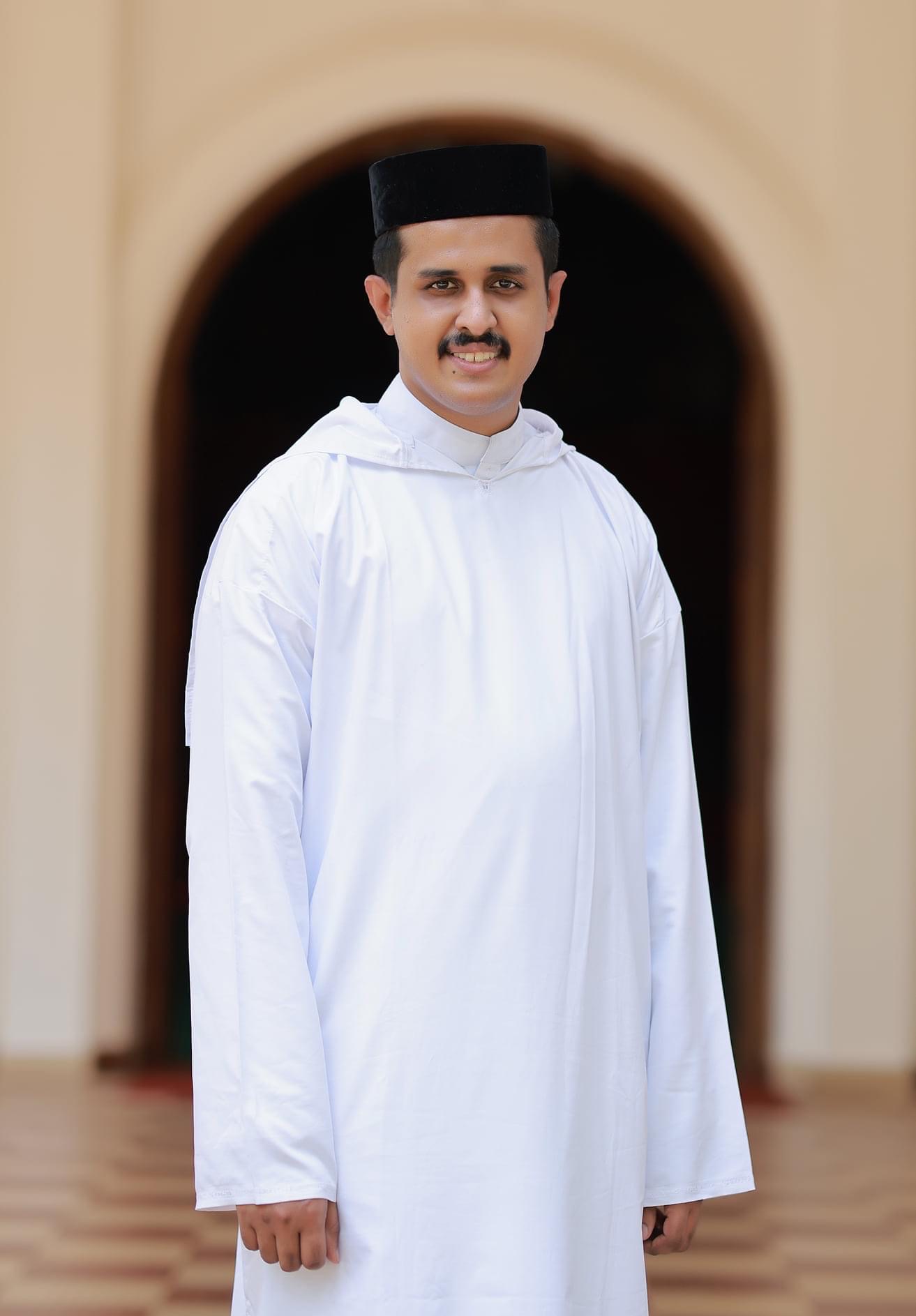 _resources/Liturgical Vestments of Deacons and Priests/e6c14dff4bee9e64c64b2e9202303953_MD5.jpg